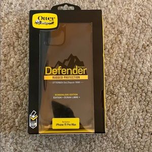 iPhone 11 Pro Max defender screenless edition case